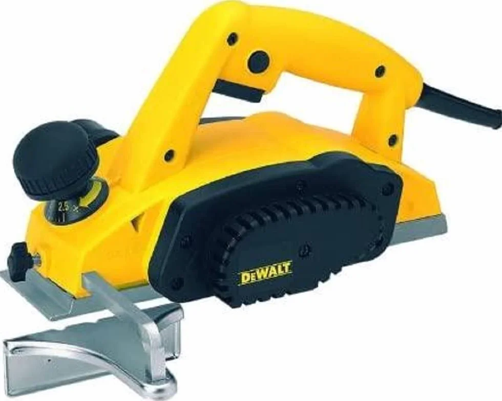 DeWalt Strugarka DW680K-QS